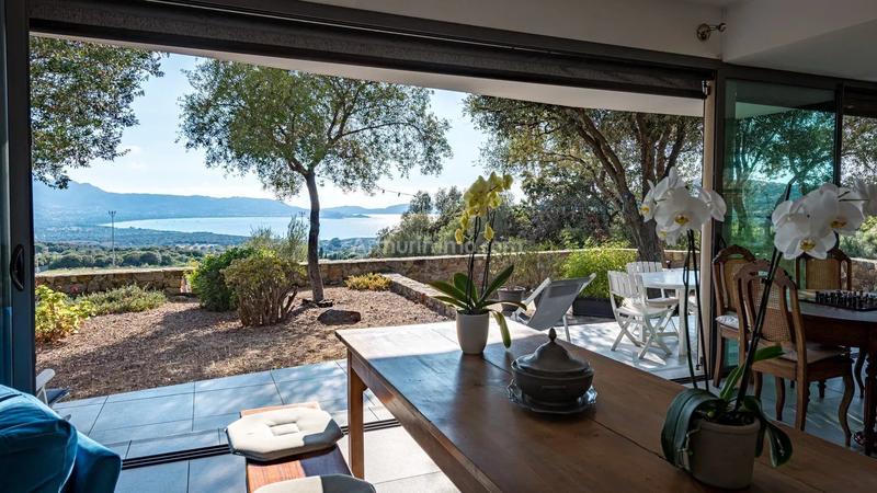 Maison - 128 m² - 5 pièces