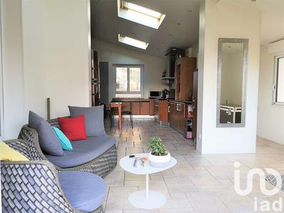 Maison - 210 m² - 9 pièces