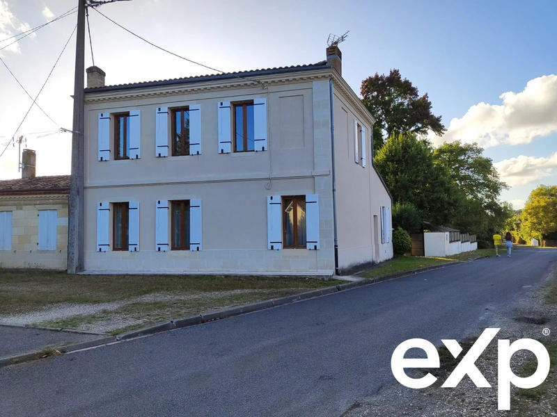 Maison - 248 m² - 6 pièces