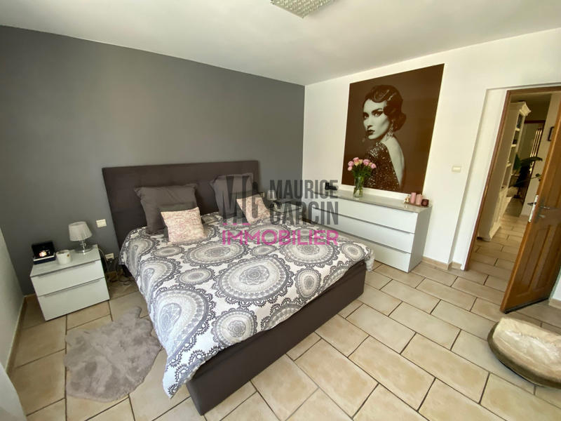 Villa - 150 m² - 5 pièces