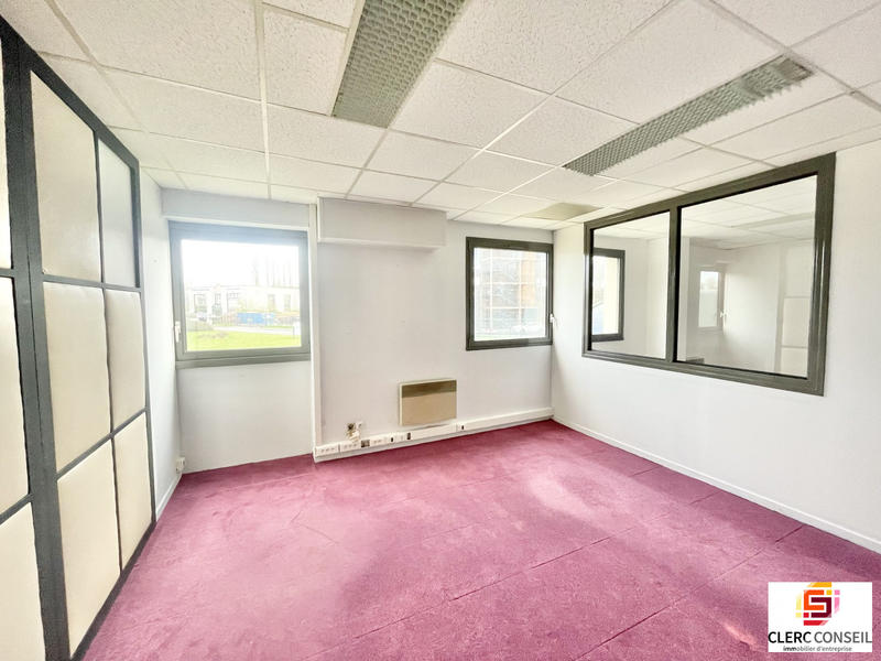Bureau - 225 m²