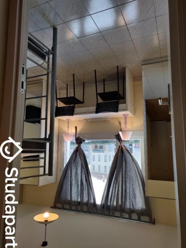 Chambre - 9 m² - 1 pièce