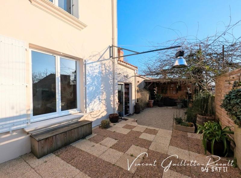 Maison - 143 m² - 5 pièces