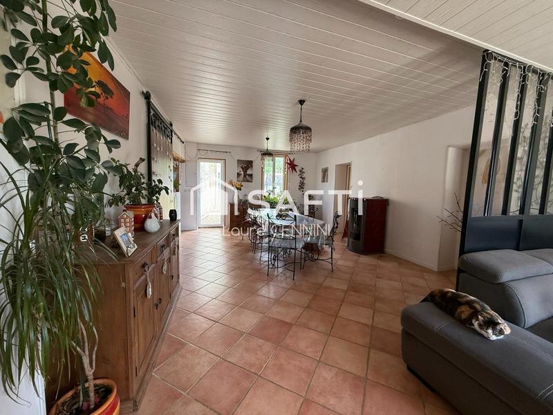 Maison - 184 m² - 10 pièces