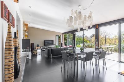 Appartement - 166 m² - 7 pièces