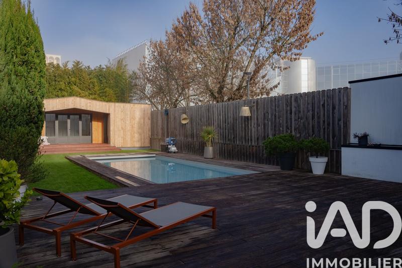 Maison de ville - 236 m² - 8 pièces