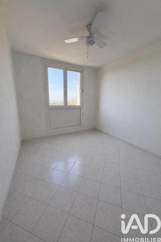 Appartement - 79 m² - 4 pièces