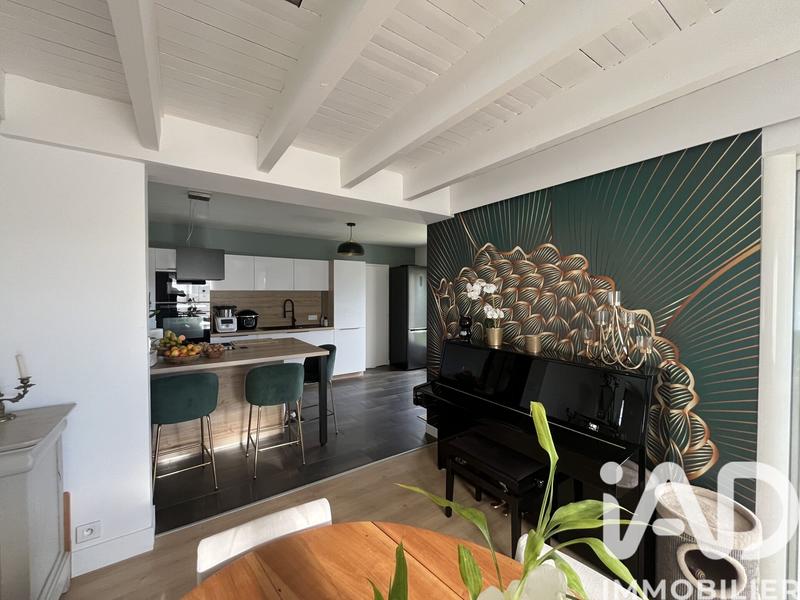 Maison - 140 m² - 6 pièces