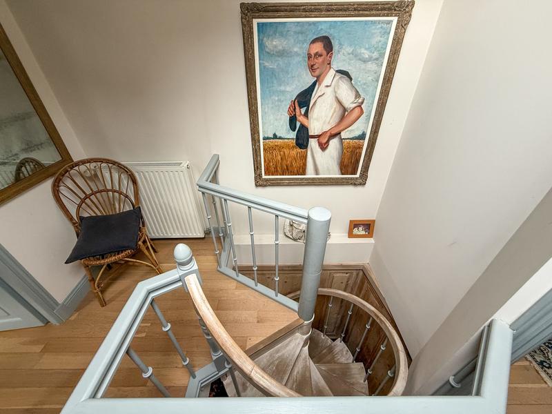 Maison - 280 m² - 10 pièces