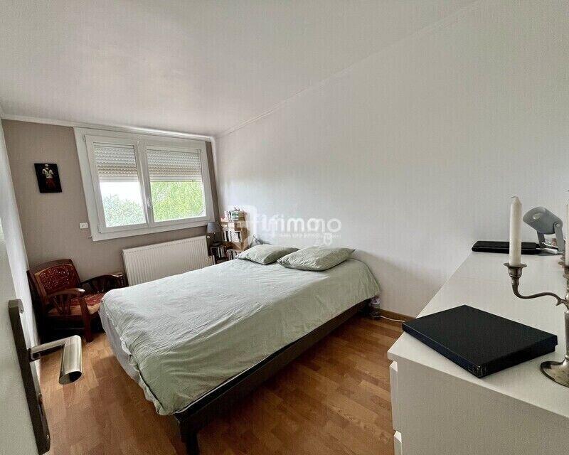 Duplex - 101 m² - 5 pièces