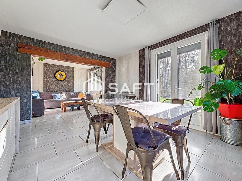 Maison - 137 m² - 6 pièces