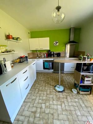 Appartement - 103 m² - 5 pièces