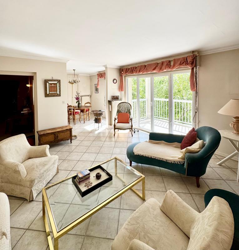 Appartement - 112 m² - 5 pièces