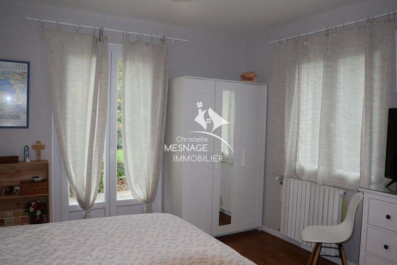 Maison traditionnelle - 165 m² - 6 pièces