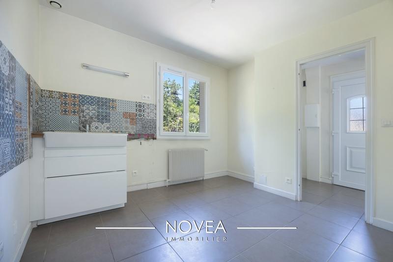 Maison - 95 m² - 4 pièces