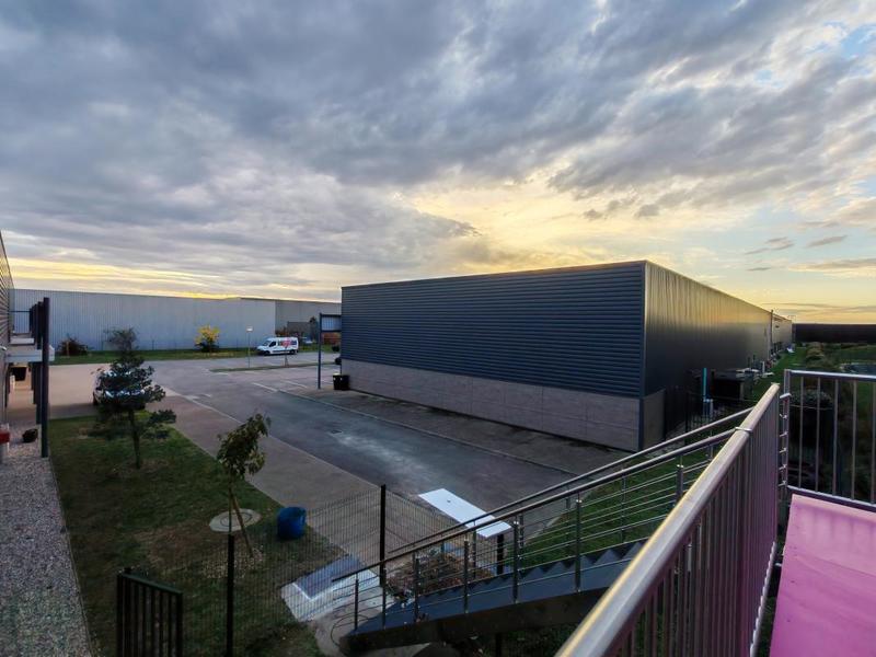 Bureau - 110 m² - 4 pièces