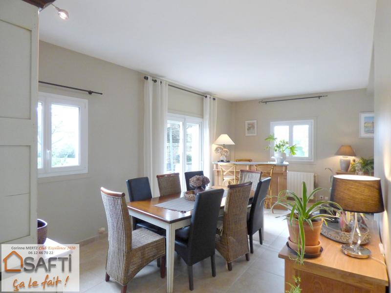 Maison - 246 m² - 8 pièces