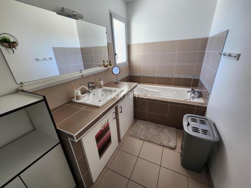 Maison traditionnelle - 146 m² - 5 pièces