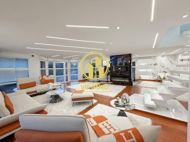 Maison - 183 m² - 5 pièces