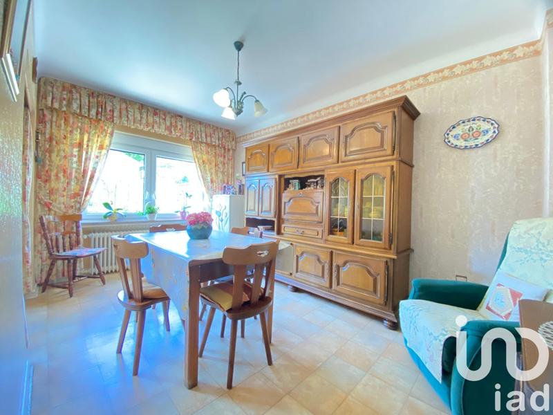 Maison - 98 m² - 5 pièces