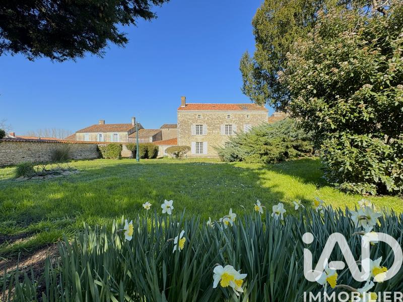 Maison de ville - 312 m² - 12 pièces