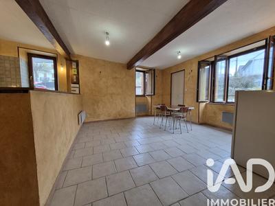 Maison de village - 90 m² - 5 pièces