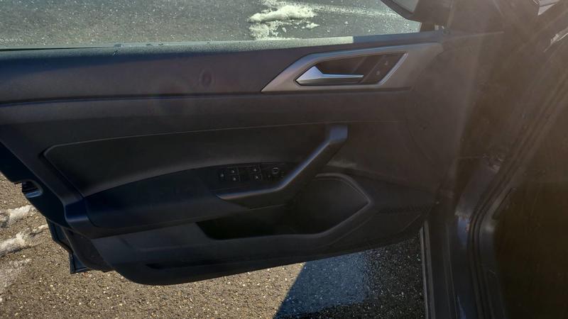 Volkswagen Polo VI 1.0 Tsi 95 Confortline