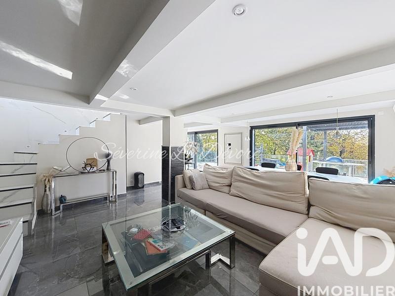 Maison - 115 m² - 7 pièces