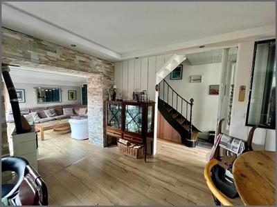 Maison - 108 m² - 6 pièces