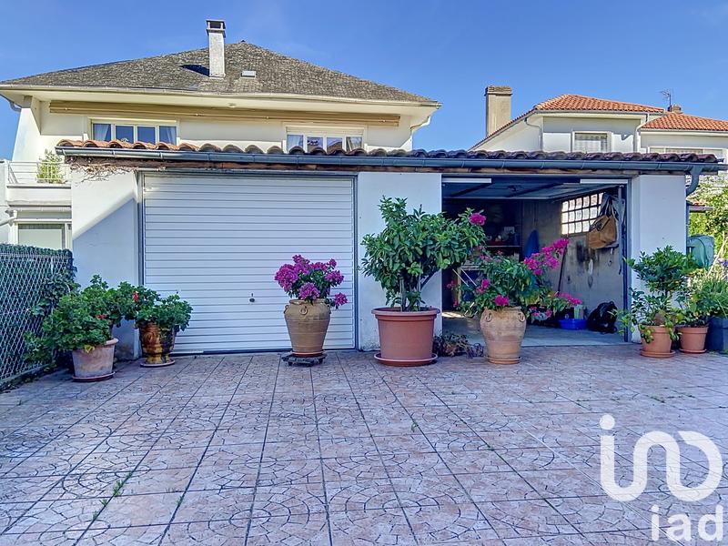 Maison de ville - 238 m² - 10 pièces