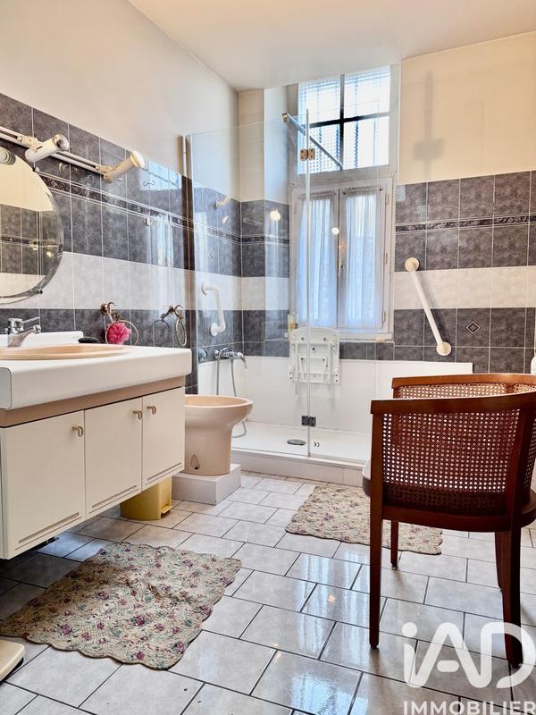 Appartement - 109 m² - 3 pièces