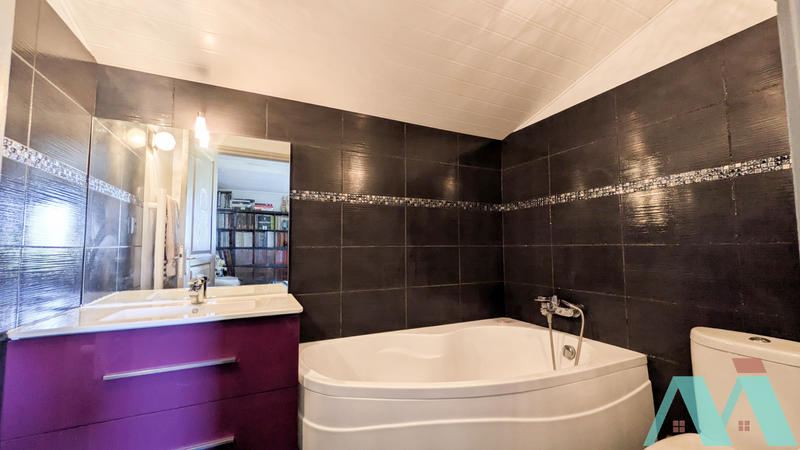 Maison - 100 m² - 4 pièces