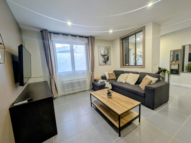 Maison de village - 80 m² - 4 pièces