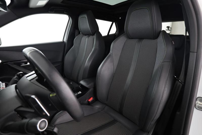 Peugeot 2008 1.2 PureTech Gt Eat8 131 ch