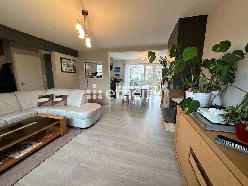 Maison - 135 m² - 8 pièces