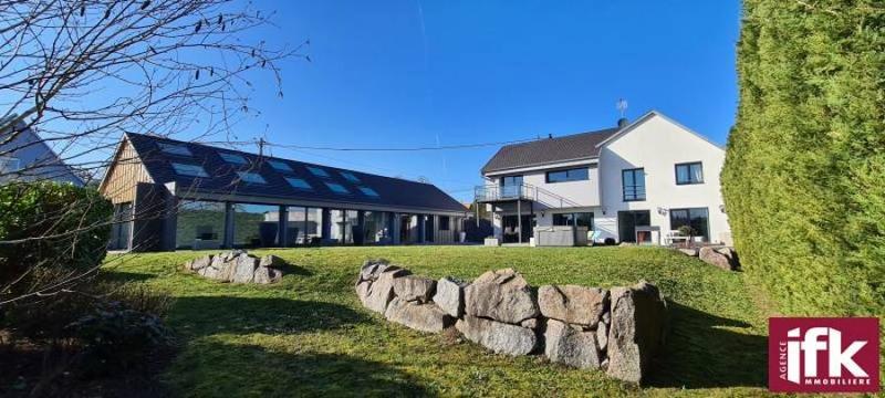 Propriété - 230 m² - 6 pièces