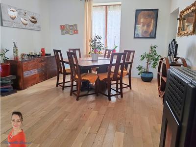 Maison - 248 m² - 9 pièces