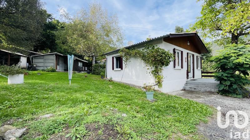 Maison - 207 m² - 15 pièces