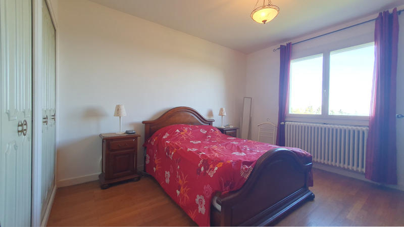 Maison - 221 m² - 6 pièces