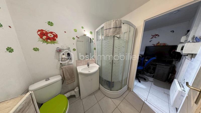 Maison traditionnelle - 99 m² - 4 pièces