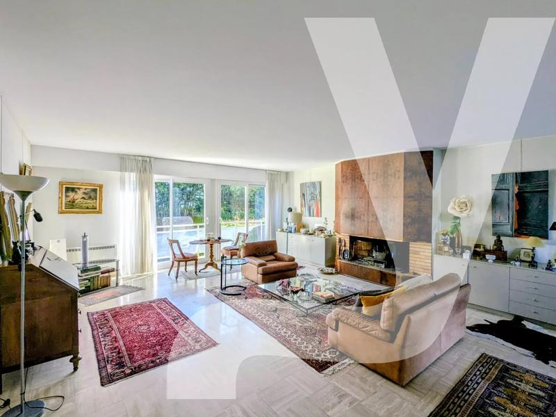 Maison - 178 m² - 7 pièces