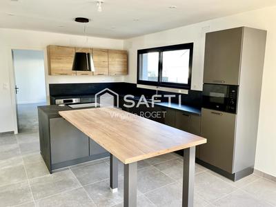 Maison - 150 m² - 7 pièces