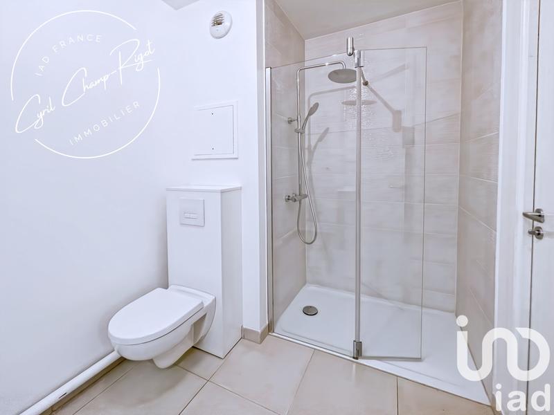 Studio - 40 m² - 1 pièce