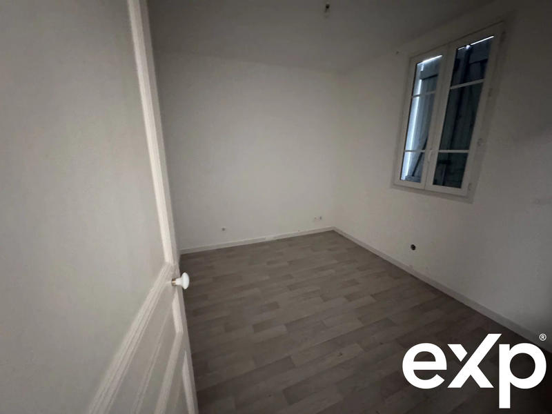 Fonds de commerce - Local commercial - 10 000 m²