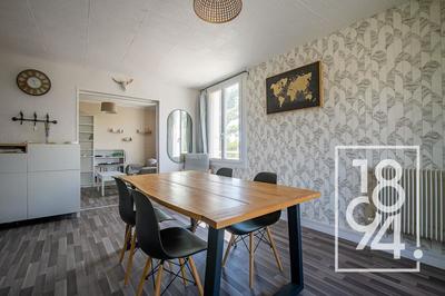 Appartement - 85 m² - 4 pièces