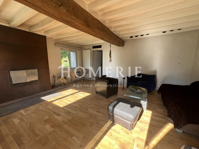 Maison - 212 m² - 1 pièce