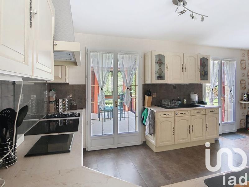 Maison - 197 m² - 8 pièces