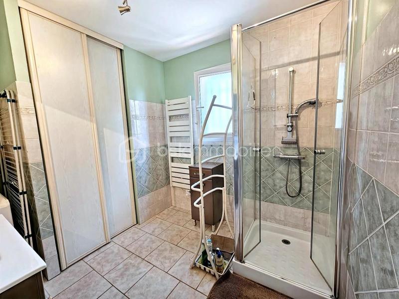 Maison traditionnelle - 90 m² - 4 pièces