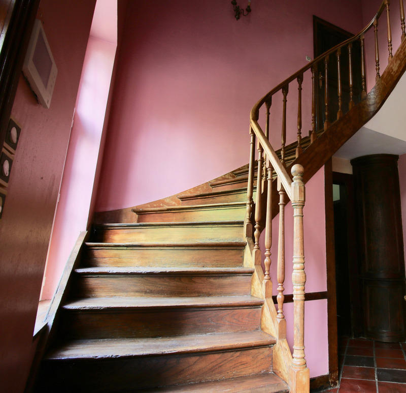 Maison - 217 m² - 7 pièces