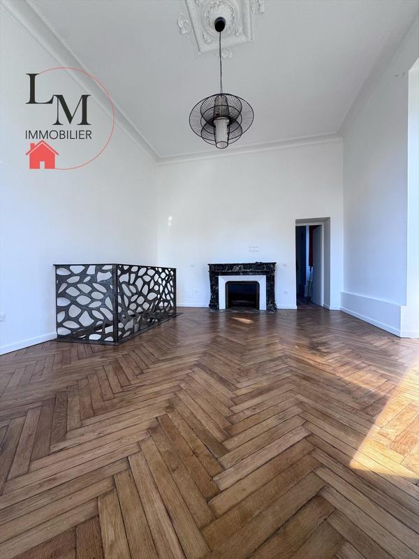 Appartement - 85 m² - 4 pièces